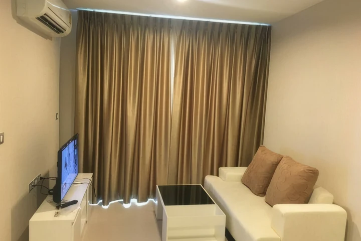Rhythm Sukhumvit 42 – Appartement 1 Chambre à Louer près de BTS Ekkamai, 48 m², 44 000 THB/mois