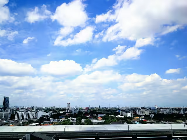 คอนโด 2 ห้องนอน ขายในทำเล CBD เอกมัย-ทองหล่อ โดยเจ้าของ