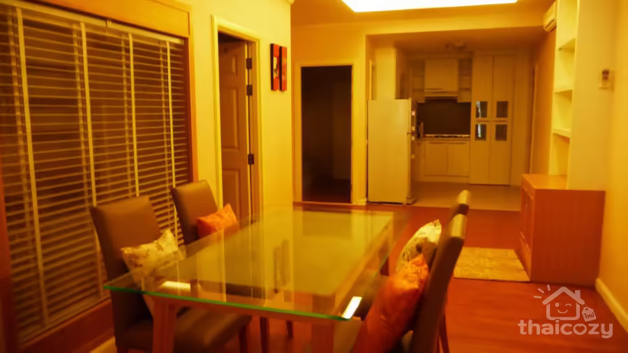 Appartement à louer à Asoke 3 chambres avec balcon, Soi Sukhumvit 21 photo 1