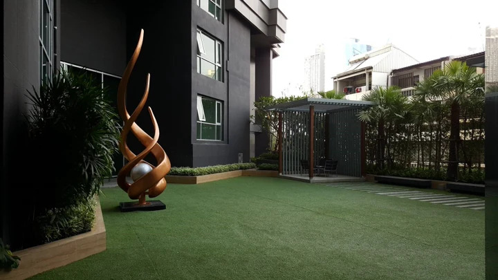 RHYTHM SATHORN 1 спальня, 28 этаж, с мебелью