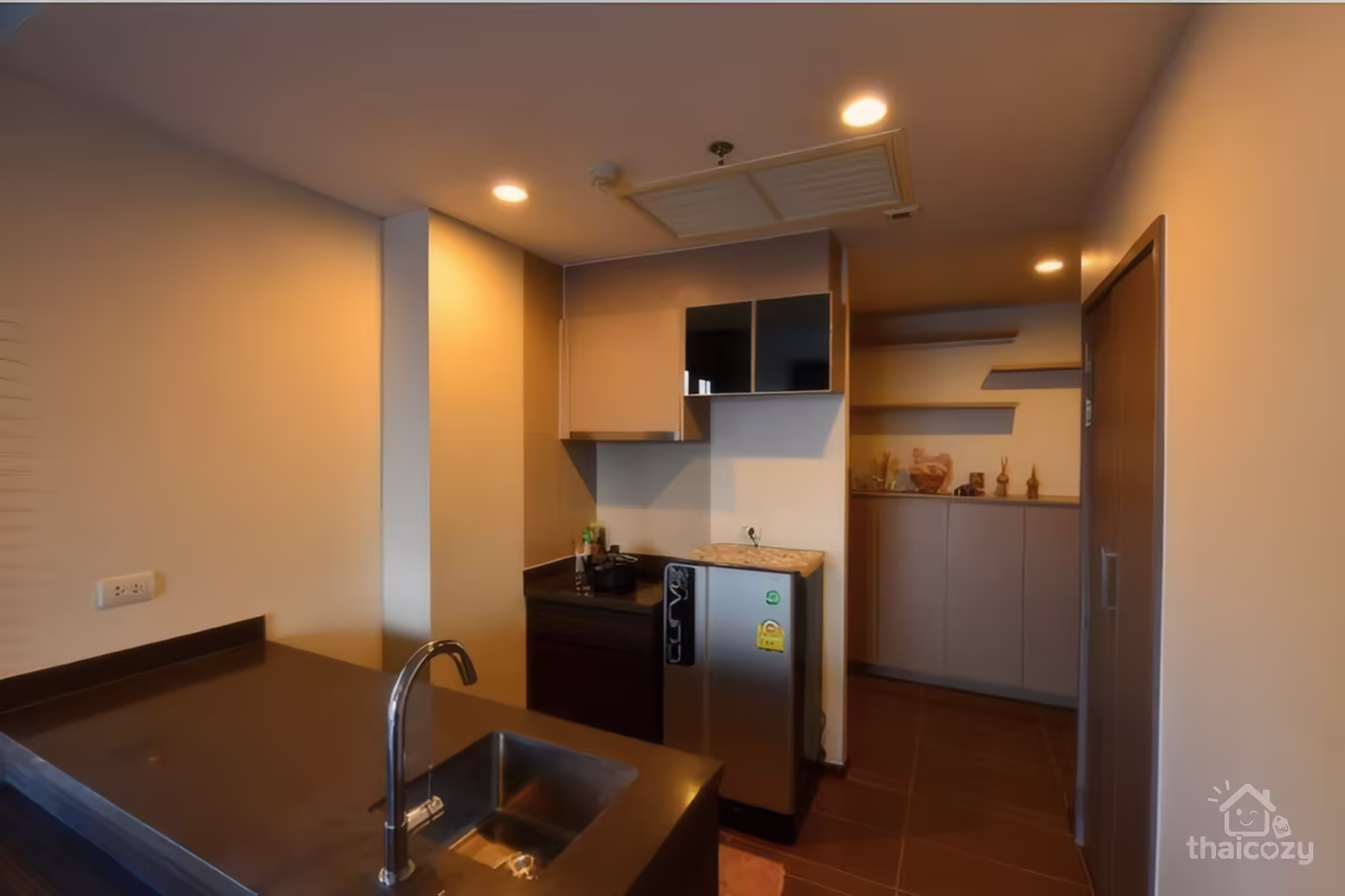 คอนโดให้เช่า 1 ห้องนอน ทีล สาทร-ตากสิน 46 ตร.ม. ใกล้ BTS วงเวียนใหญ่ 19,000 บาท/เดือน photo 2