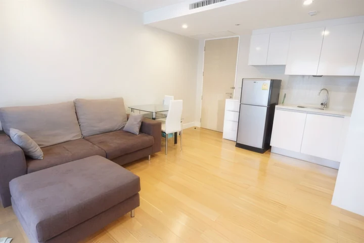 Collezio Sathorn-Pipat, Appartement à Louer près de BTS Chong Nonsi, 1 Chambre 45 m², Prix 26 000 Baht par Mois