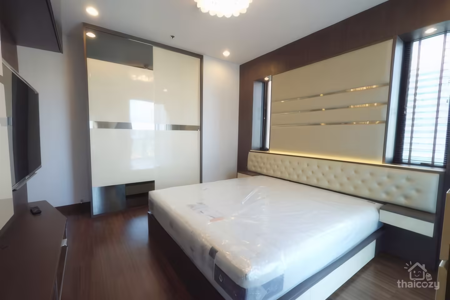 ให้เช่าคอนโด ศุภาลัย พรีเมียร์ อโศก 2 ห้องนอน 85 ตร.ม. ใกล้ MRT เพชรบุรี ราคา 50,000 บาท/เดือน photo 2