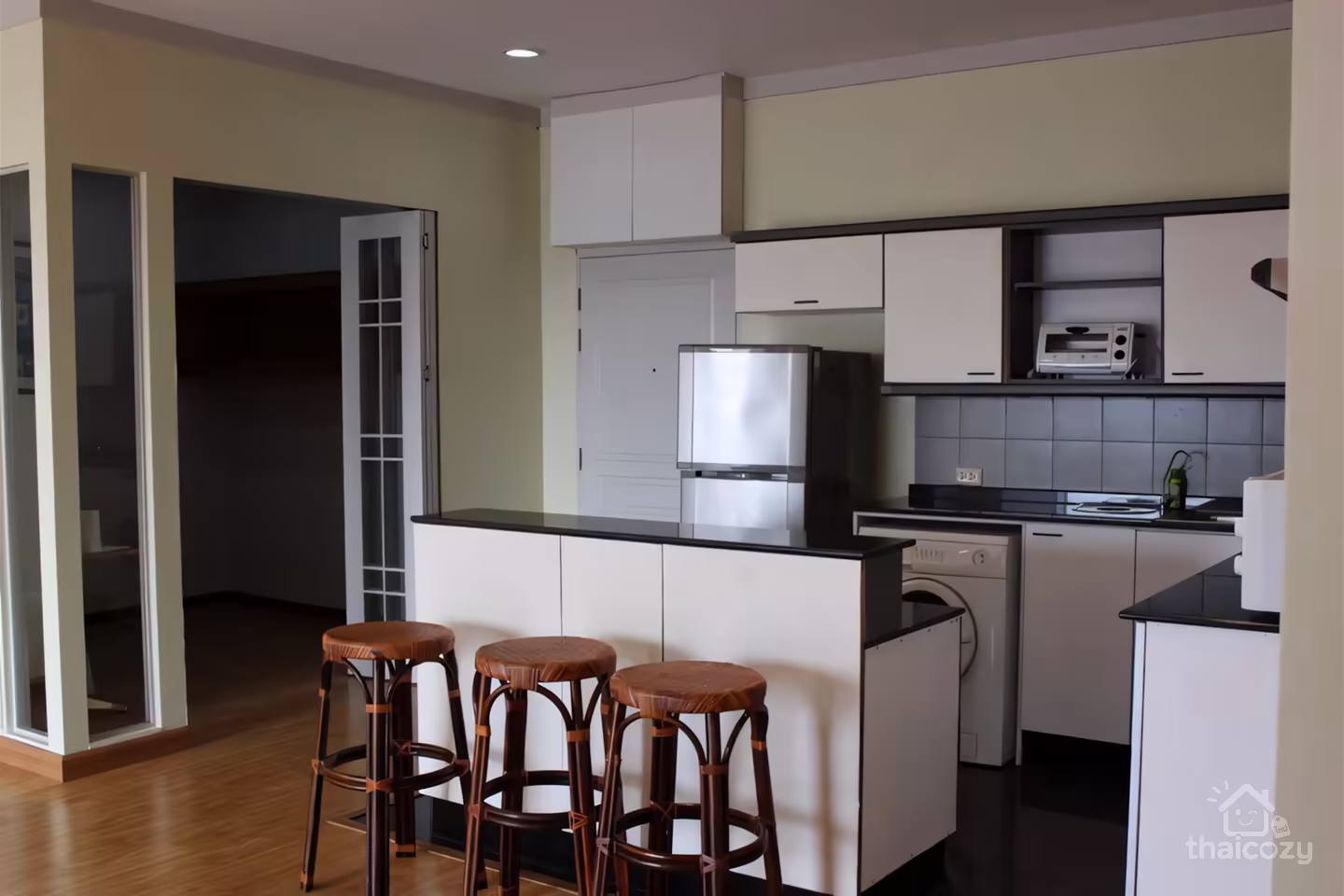 3 Bedrooms Apartment in Soi Sukhumvit 30/1 photo 2