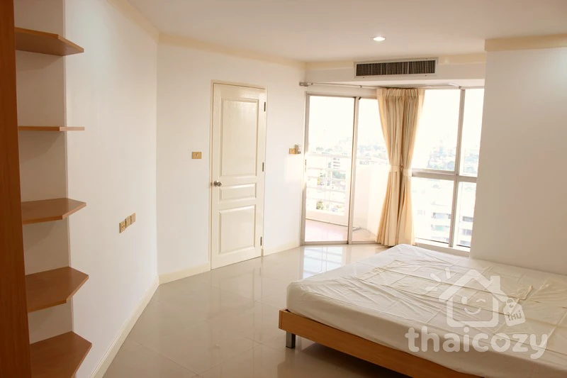 คอนโดสุขุมวิท 2 ห้องนอน 2 ห้องน้ำ 83 ตร.ม. ใกล้ BTS พระโขนง photo 2
