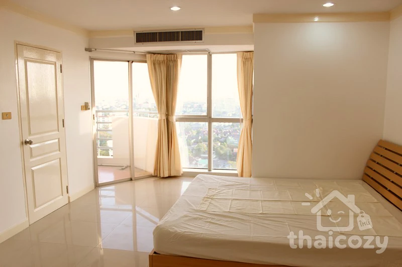 คอนโดสุขุมวิท 2 ห้องนอน 2 ห้องน้ำ 83 ตร.ม. ใกล้ BTS พระโขนง photo 1