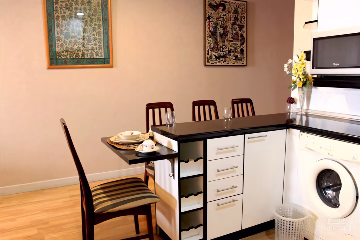 2 Bedrooms for Rent in Waterford Diamond Condominium photo 1