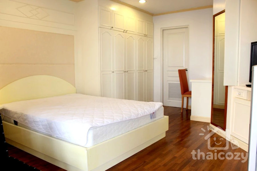 คอนโดให้เช่า 2 ห้องนอน 2 ห้องน้ำ ราคาเพียง 35,000 บาท photo 1