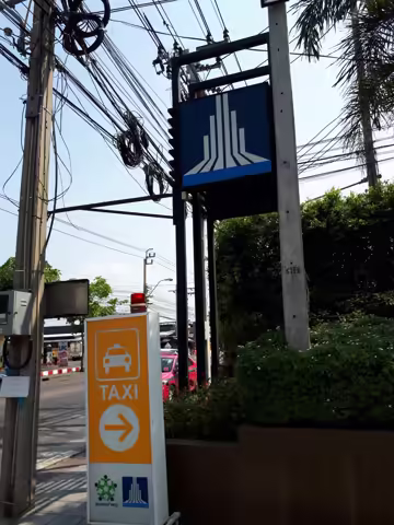 Аренда комнаты в Lumpini Condo Town Ramindra-Lat Pla Khao, 26 кв.м, 7 500 бат