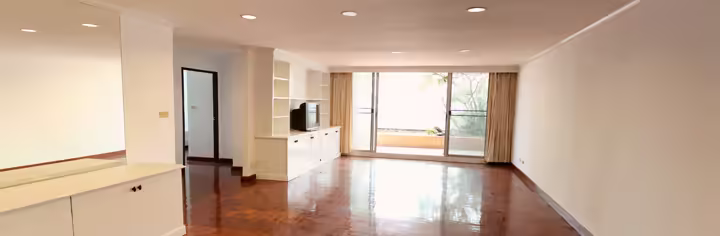 3 Bedrooms with Big Balcony on Sukhumvit Rd.