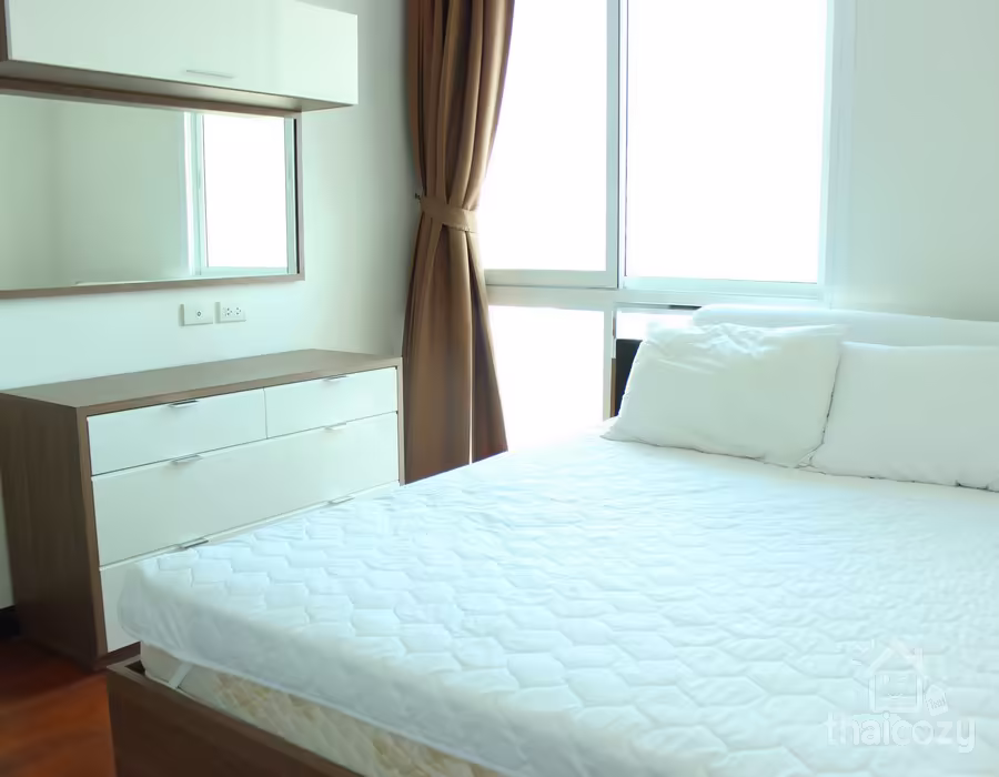 Appartement d'angle de 2 chambres avec design d'intérieur à louer au Prime 11, Sukhumvit Soi 11 photo 2
