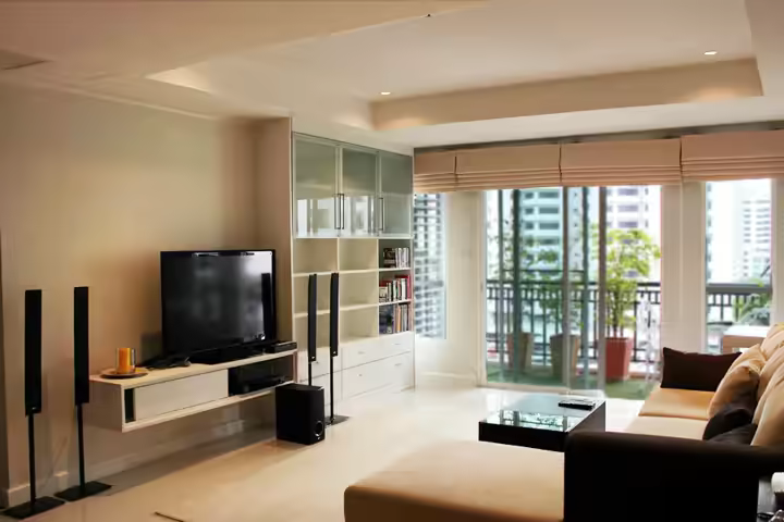 2-Bedroom Apartment for Rent in Sukhumvit Soi 11, Nana-Asoke