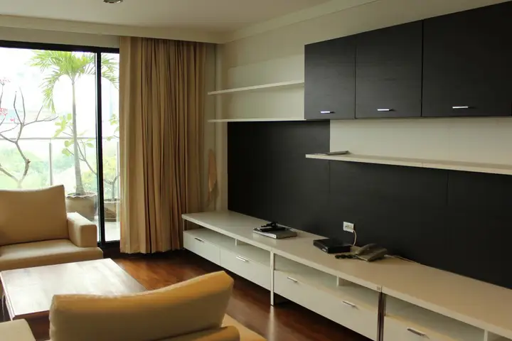 The Crest 49, 1BR 47sqm at Thonglor