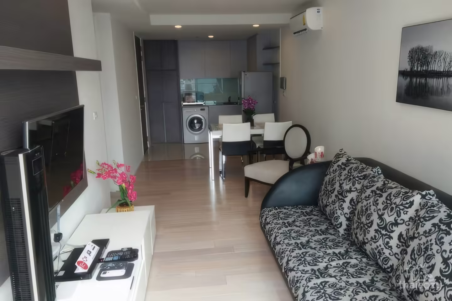 ให้เช่า 15 สุขุมวิท เรสซิเดนซ์ - 1 ห้องนอน 55 ตร.ม. ใกล้ BTS นานา - 40,000 บาท/เดือน photo 1
