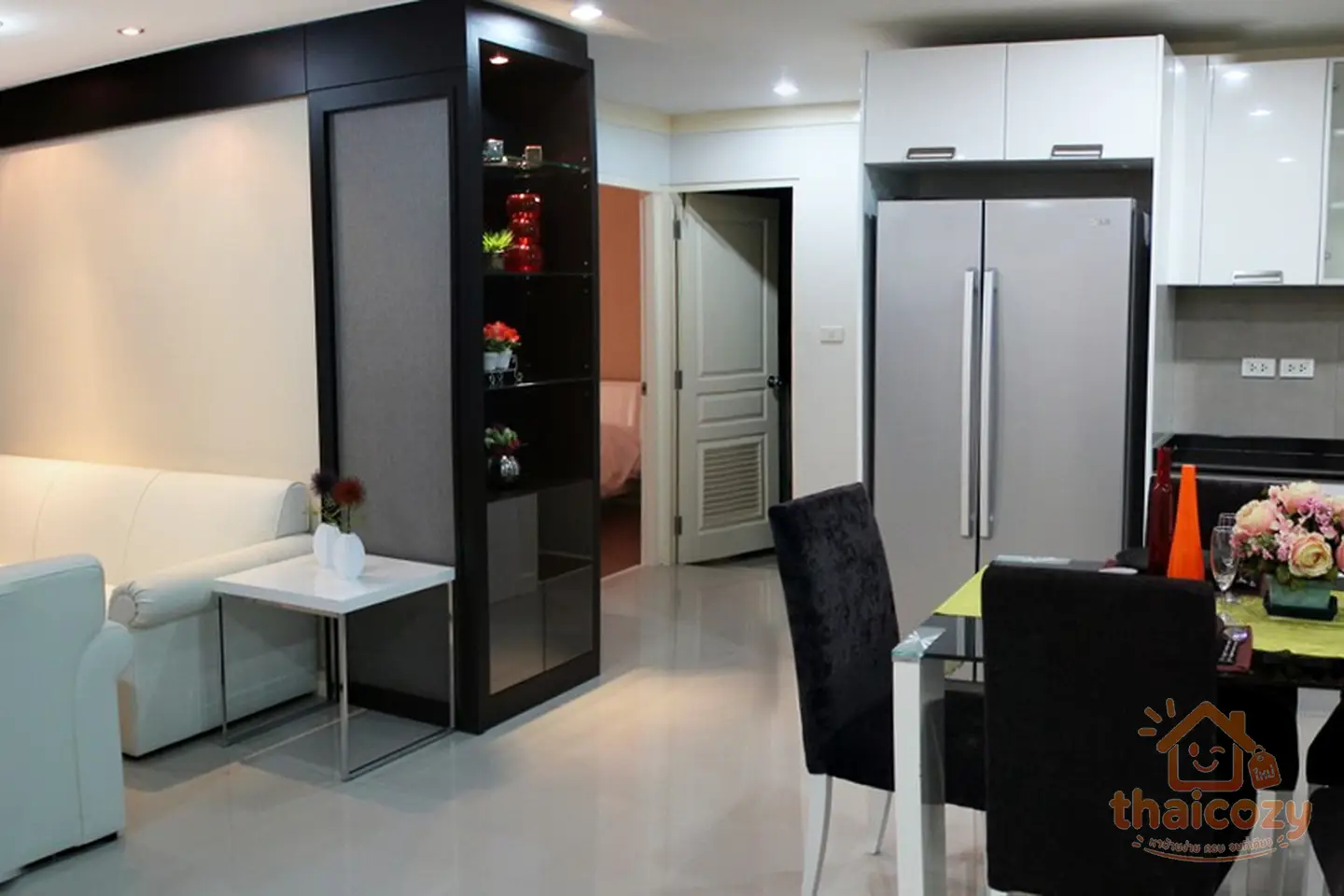 3 Bedrooms for Rent near BTS Sukhumvit, Bangkok photo 2
