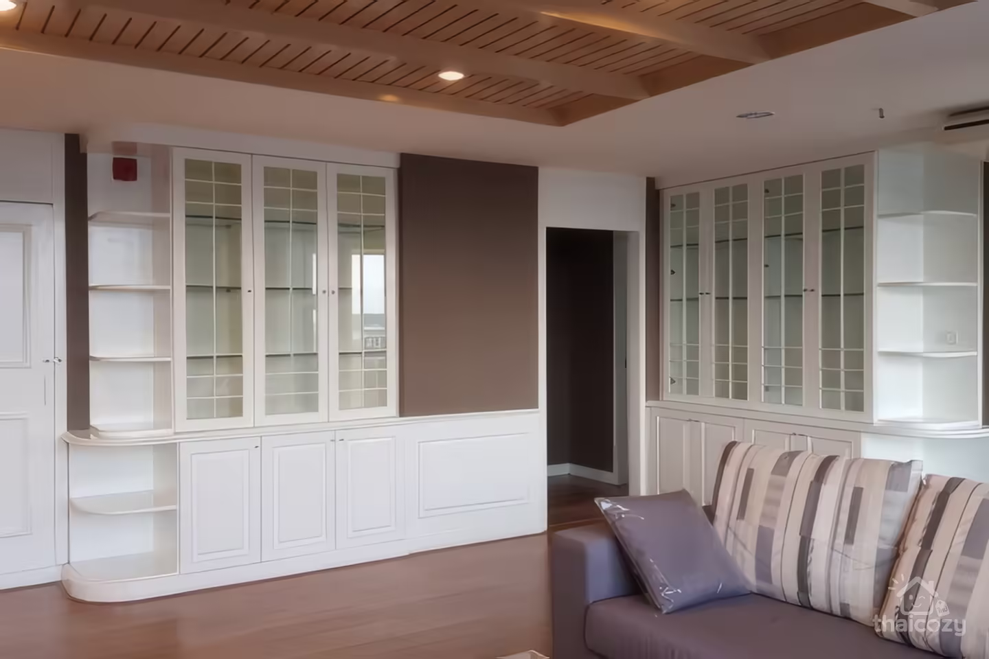 ให้เช่าคริสตัล การ์เดน – 4 ห้องนอน 218 ตร.ม. ใกล้ BTS นานา – 65,000 บาท/เดือน photo 2