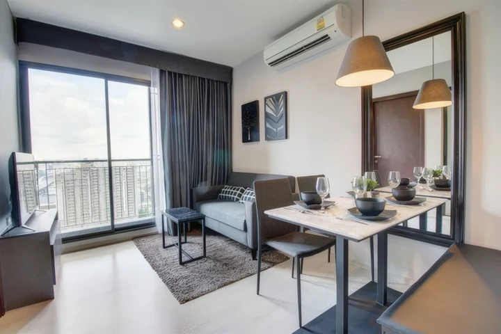 ให้เช่า Rhythm Asoke – 2 ห้องนอน 42 ตร.ม. ใกล้ MRT พระราม 9 – 29,000 บาท/เดือน