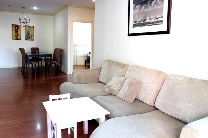 3 beds for rent in Asoke Sukhumvit 21