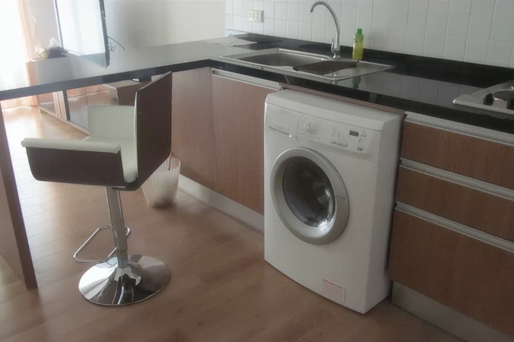 Hot Deal! Sukhumvit 26 One-Bedroom Condo