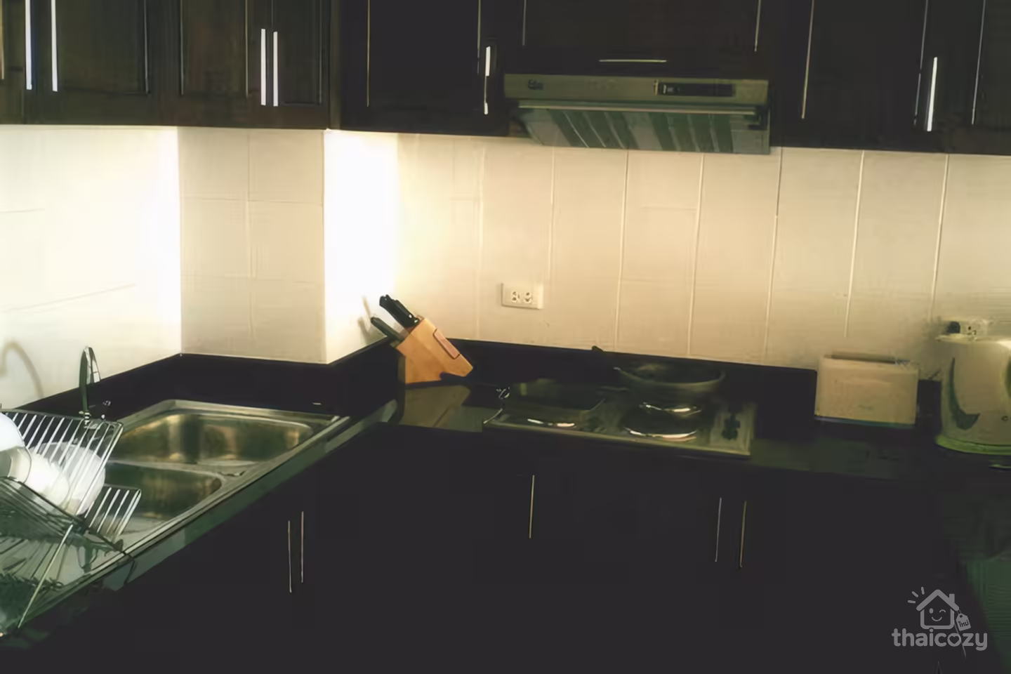 Spacious 1-Bedroom Apartment for Rent in Pratamnak, Pattaya photo 2