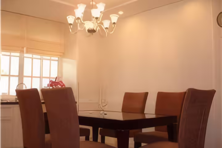 Beautiful 3-Bedroom Townhouse for Rent in Lat Phrao, Fully Furnished