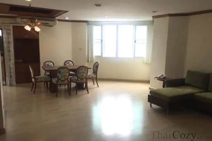 Appartement spacieux de 3 chambres, 170 m², à vendre ou à louer, Sukhumvit 55