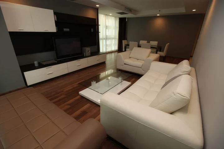 Appartement 2 chambres à louer au The Rajdamri – Proche de Siam et CentralWorld
