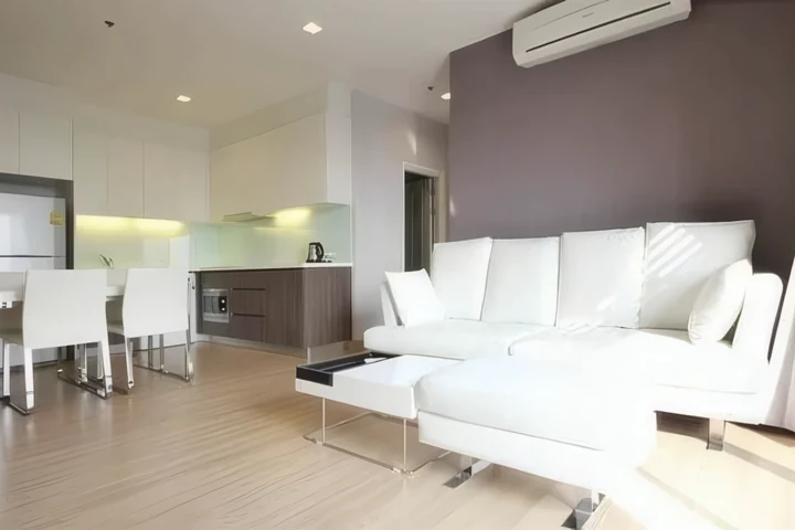 Urbano Absolute Sathorn for Rent
