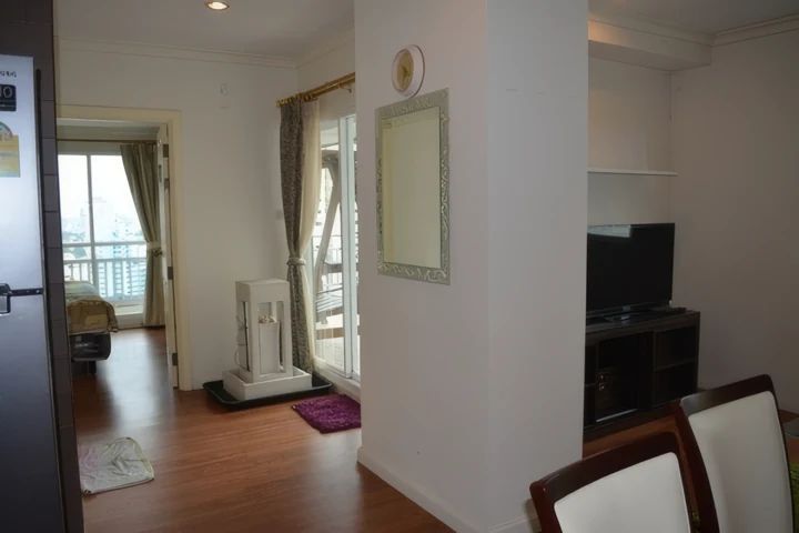2 Bedroom Condo for Rent at Asoke