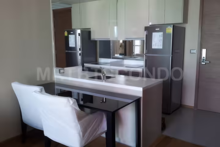 ดิ แอดเดรส สาทร – คอนโด 1 ห้องนอนให้เช่า ใกล้ BTS ช่องนนทรี 35,000 บาท/เดือน