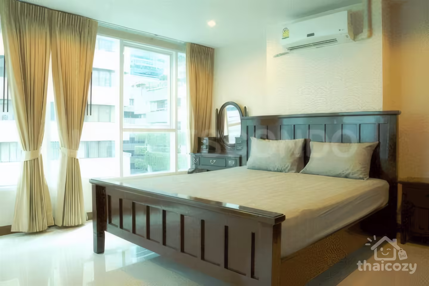 Sukhumvit Living Town - Appartement à louer près du MRT Phetchaburi, 32 000 THB/mois photo 1