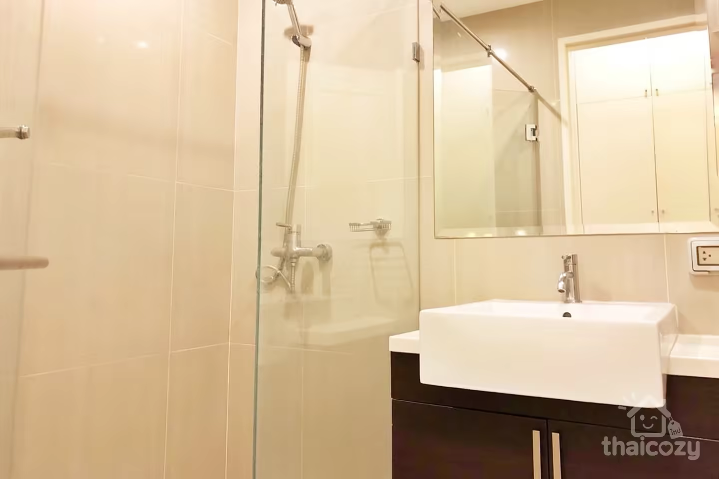 วิลล่า อโศก – คอนโด 1 ห้องนอนให้เช่า photo 1