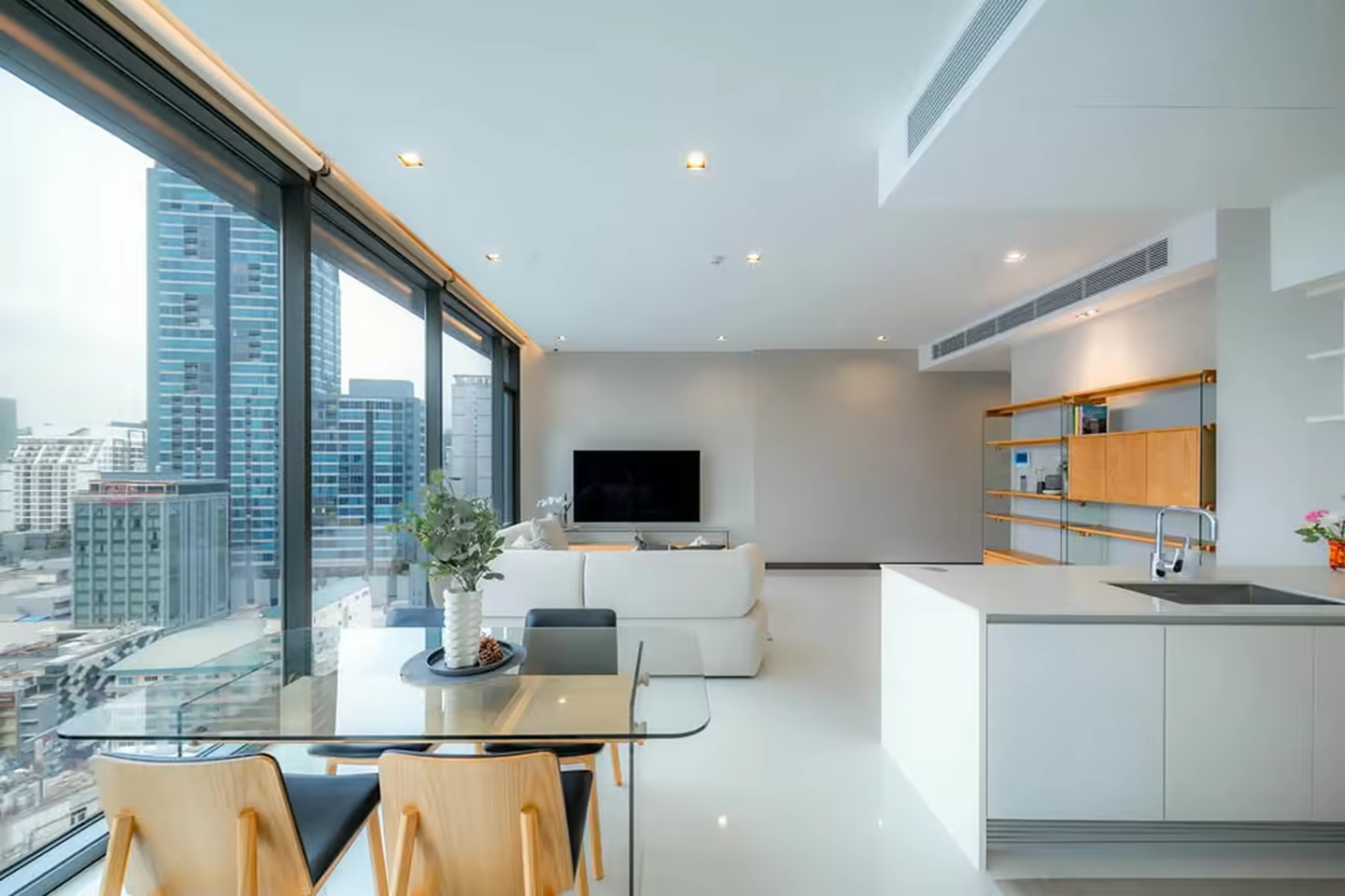 คอนโด Q1 สุขุมวิท 3 ห้องนอน ให้เช่า photo 2