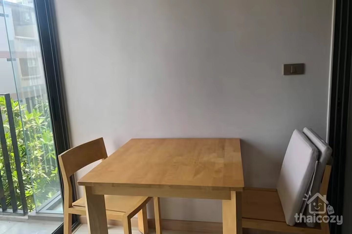 Condominium T-One Phaholyothin 32, Bangkok photo 2