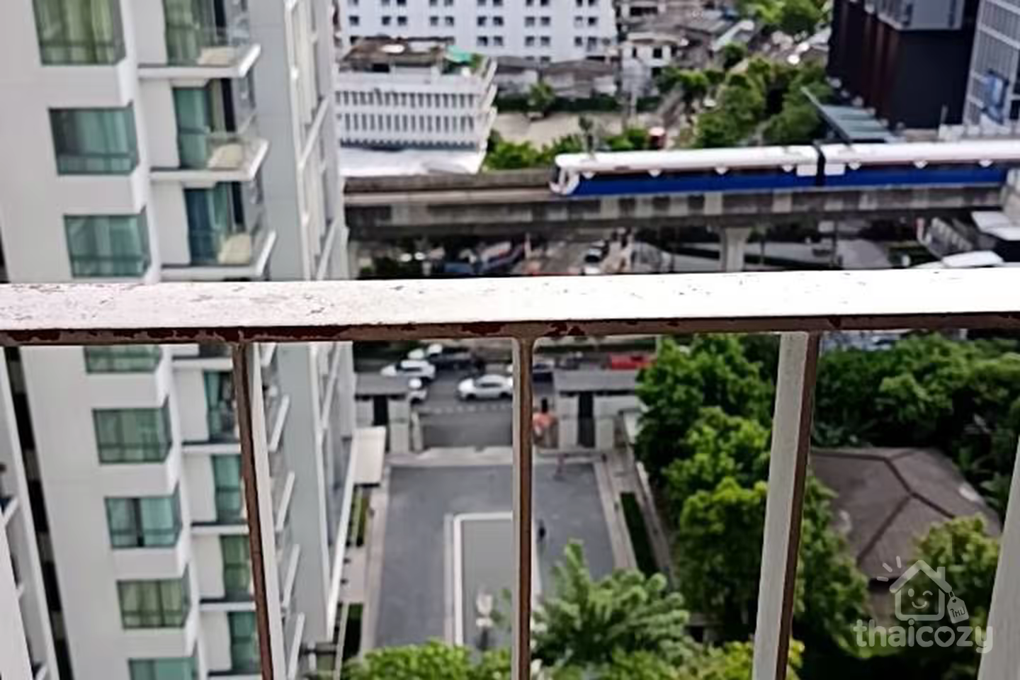 Кондоминиум The Room Sukhumvit 62 в photo 2