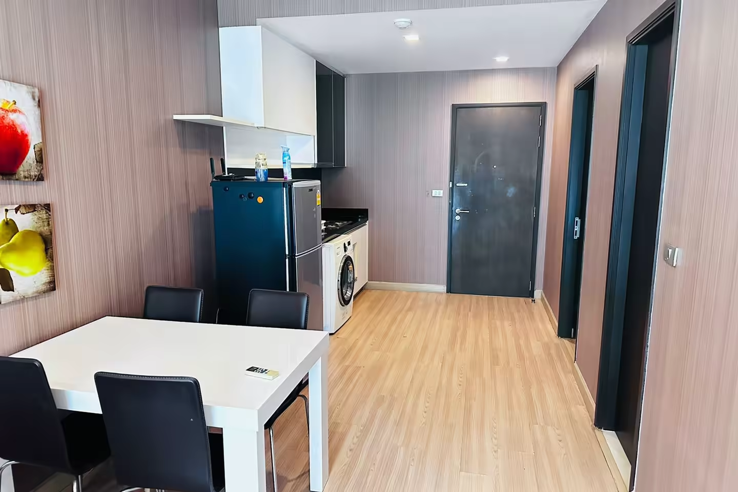 คอนโด Sky Walk Condominium photo 2