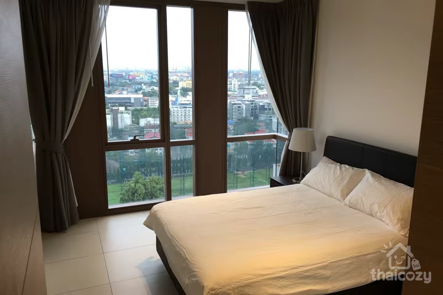 ขายคอนโด The Lofts Ekkamai ชั้น 21 photo 2