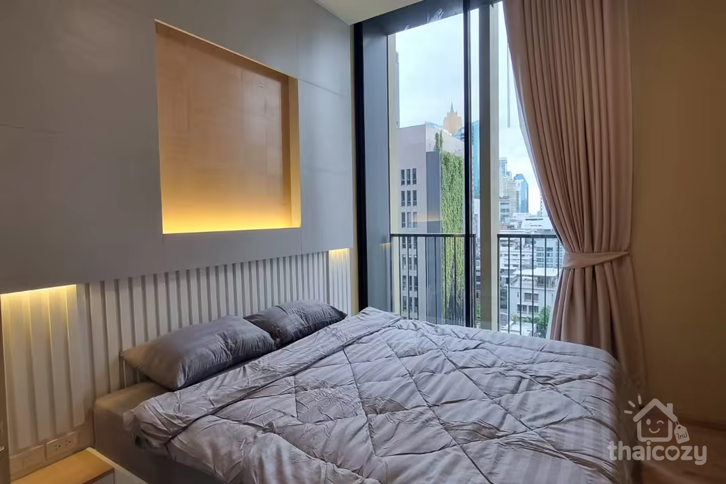 Noble BE19 Condo for Sale – 1 Bed photo 1