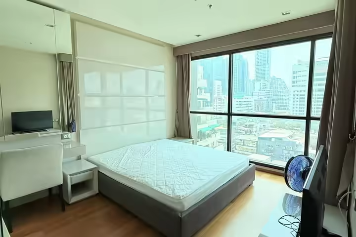 คอนโด เดอะ แอดเดรส สาทร ชั้น 10 70