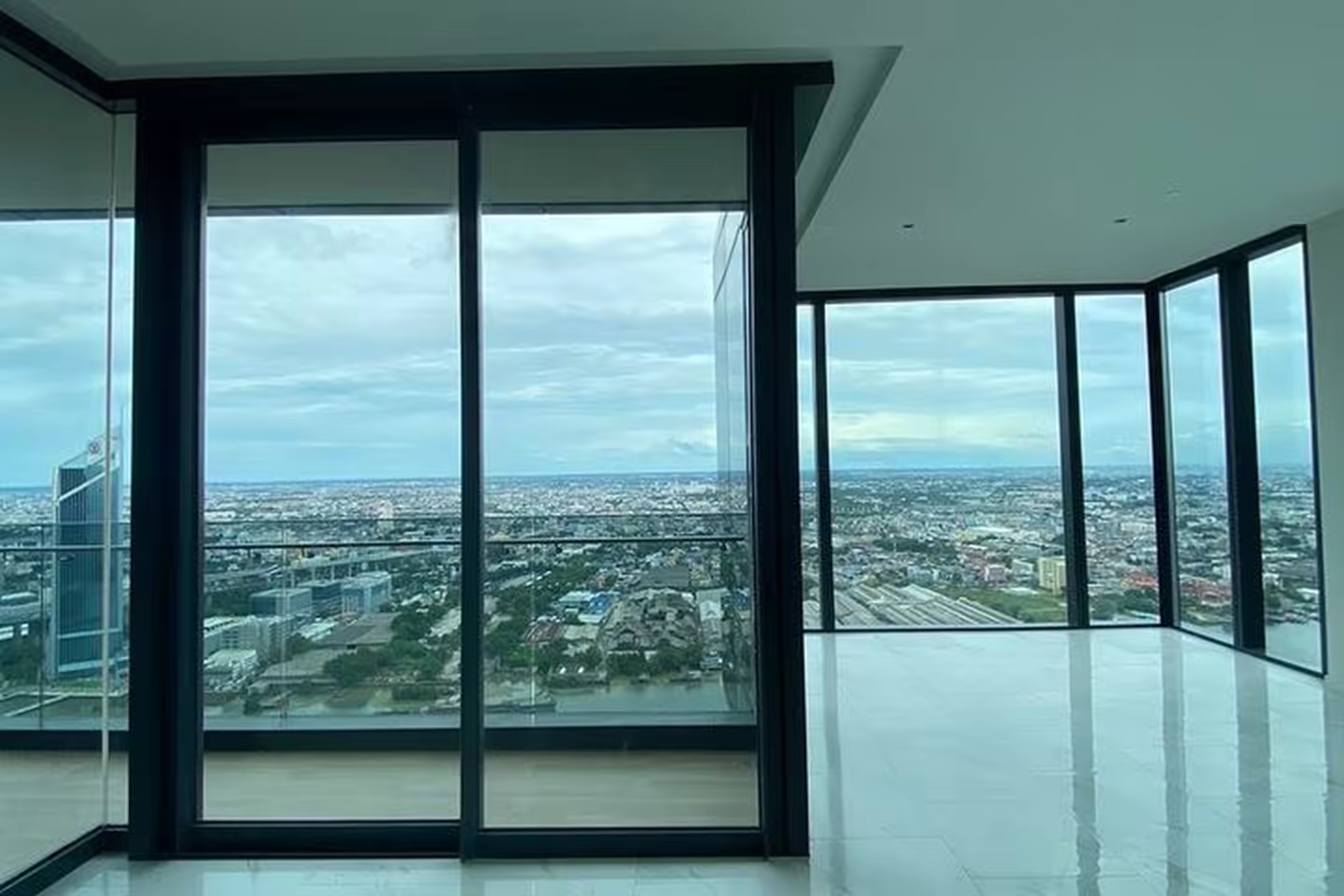 ขายคอนโด Canapaya Residences photo 2