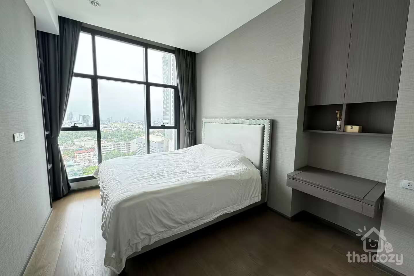 디플로맛 사톤 콘도 매매 photo 2