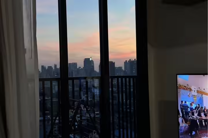 Location : The Base Phetchaburi-Thonglor