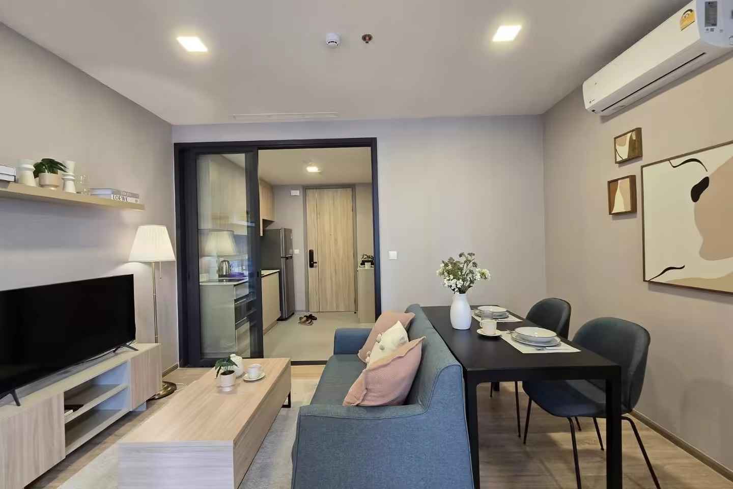 XT Phayathai Condo à Louer – 24 000 THB photo 2