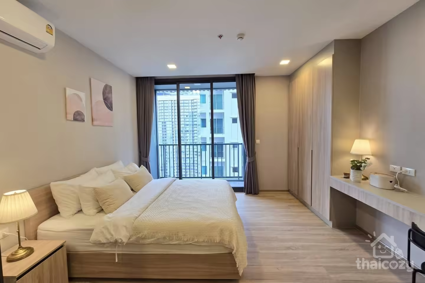 XT Phayathai Condo à Louer – 24 000 THB photo 1