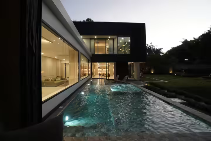 Pool Villa Su Thep – 4-Bedroom House