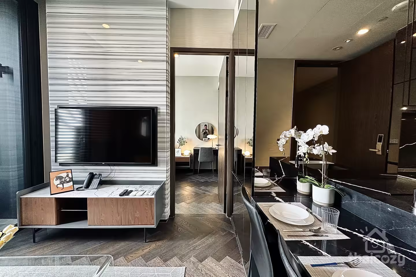 ขายคอนโด The Esse Sukhumvit 36 ชั้น 17 photo 1
