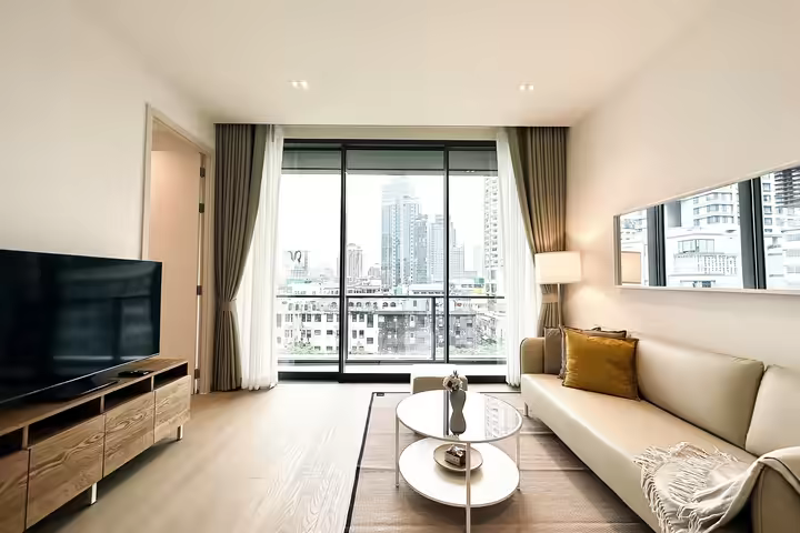 The Strand Thonglor 1-Bedroom Condo
