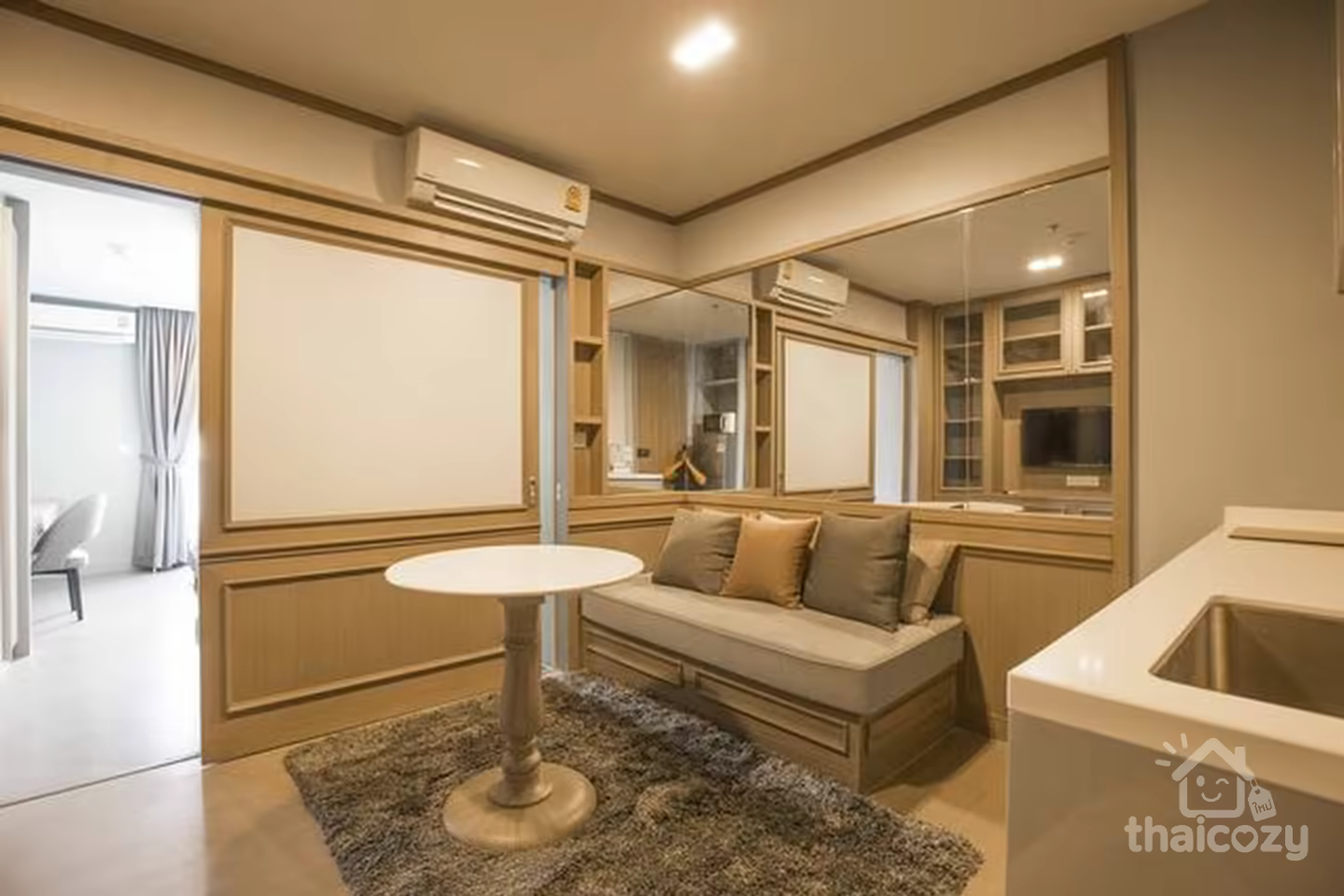1-Bedroom Condo for Rent in Din Daeng photo 1