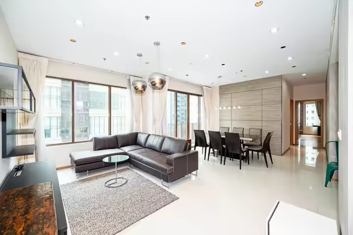 คอนโด Emporio Place 2 ห้องนอน สุขุมวิท