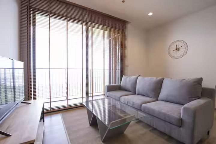 คอนโด 2 ห้องนอน ให้เช่า ในจอมพล